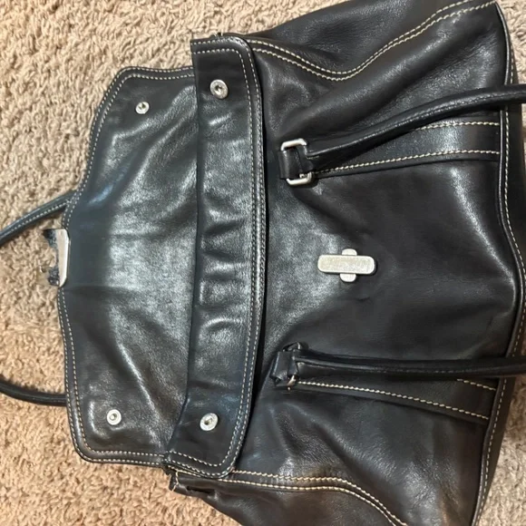 Authentic Prada Purse - Picture 4 of 9